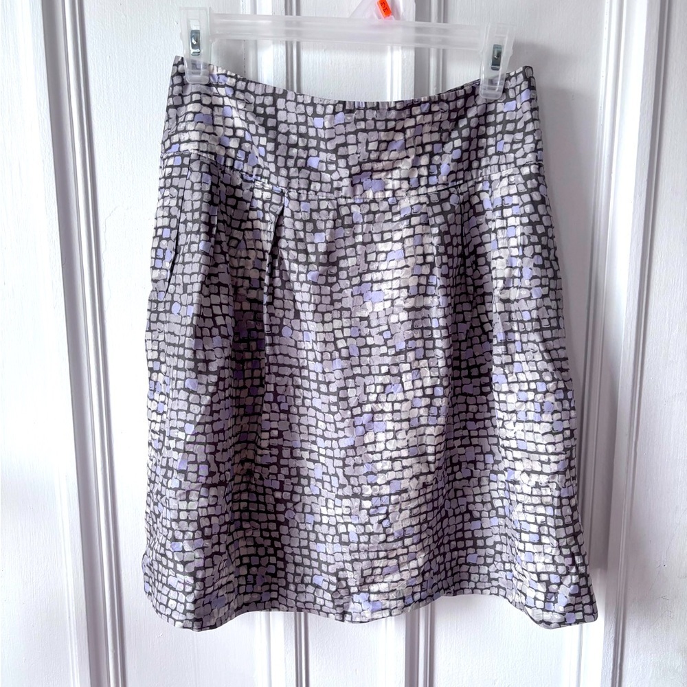 Banana Republic 100% Silk A Line Grey Geometric Lined Skirt Size 2